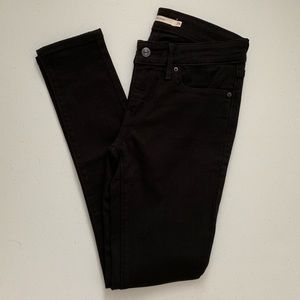Levi’s 711 Skinny Stretch jeans in black, size 25